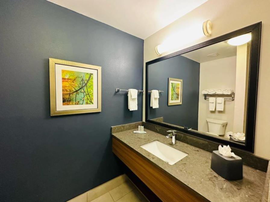 Fairfield Inn & Suites By Marriott Waco North Экстерьер фото